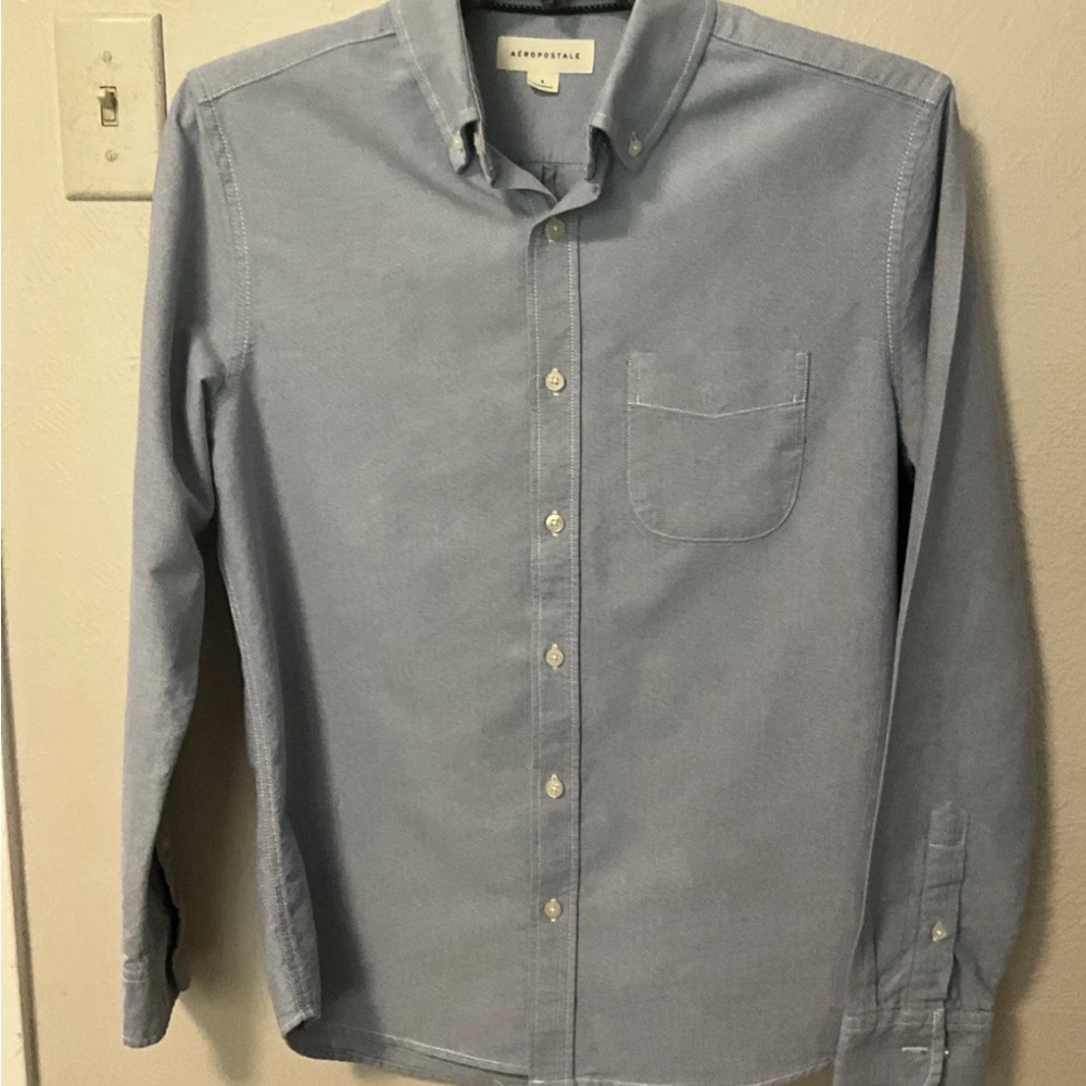 Aeropostale Mens Blue Button-Down Shirt. Size Small